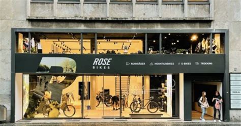 rose bicycle shop.